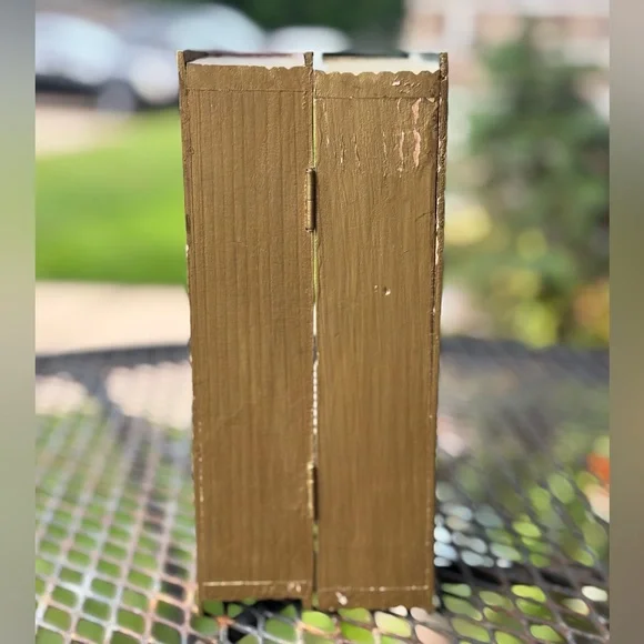 Vintage Decorative faux Book Set in Green and Burgundy - Picture 6 of 10